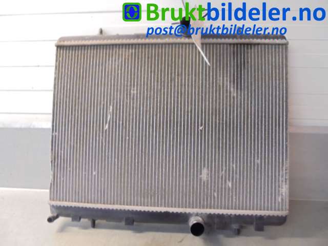 Radiator (manuell gir) til Peugeot Partner, 2008-2015 (Type II, Fase 1)  (PEUGEOT|P9680533480)