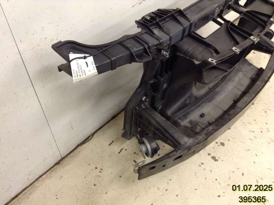 Frontplate til BMW 1-Serie 2004-2011 (E81/E82/E87/E88) (E81/E82/E87/E88) (BMW|51 64 7 193 192|)