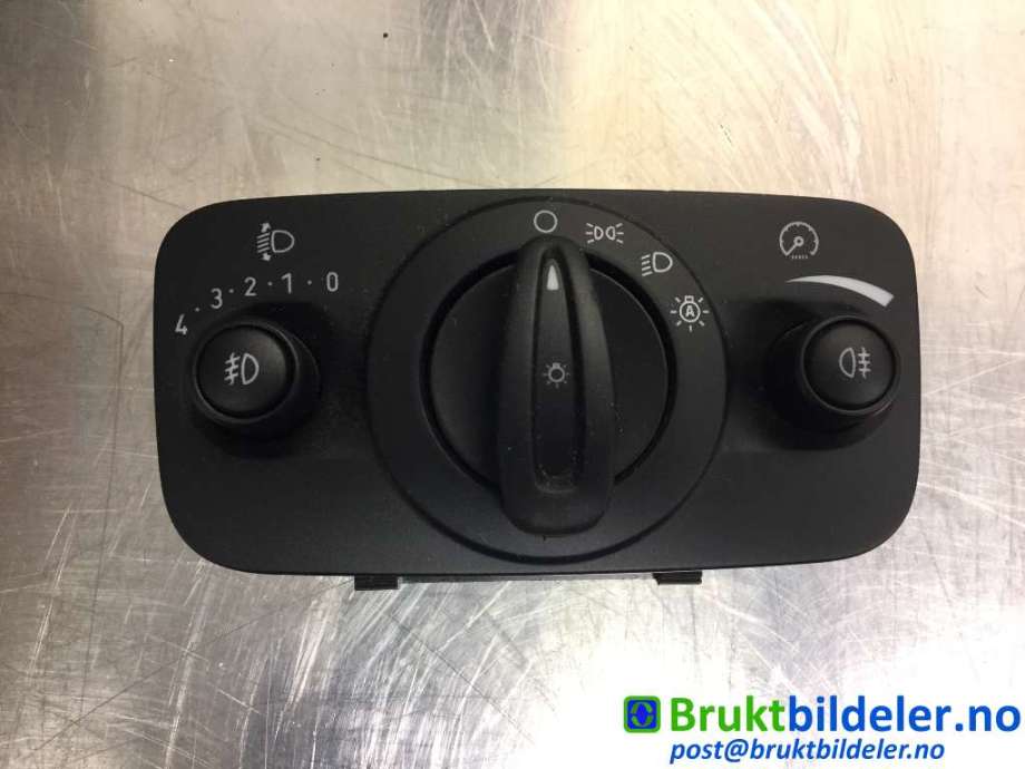 Bryter lys til Ford C-Max, 2010-2015 (Type II, Fase 1)  (FORD|AV6T-13A024-CB)