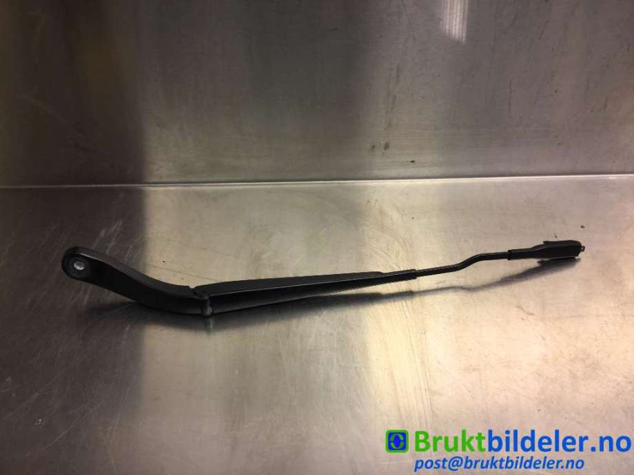 Viskerarmer frontrute til Ford C-Max, 2010-2015 (Type II, Fase 1)  (FORD|AM51-17526-AB)