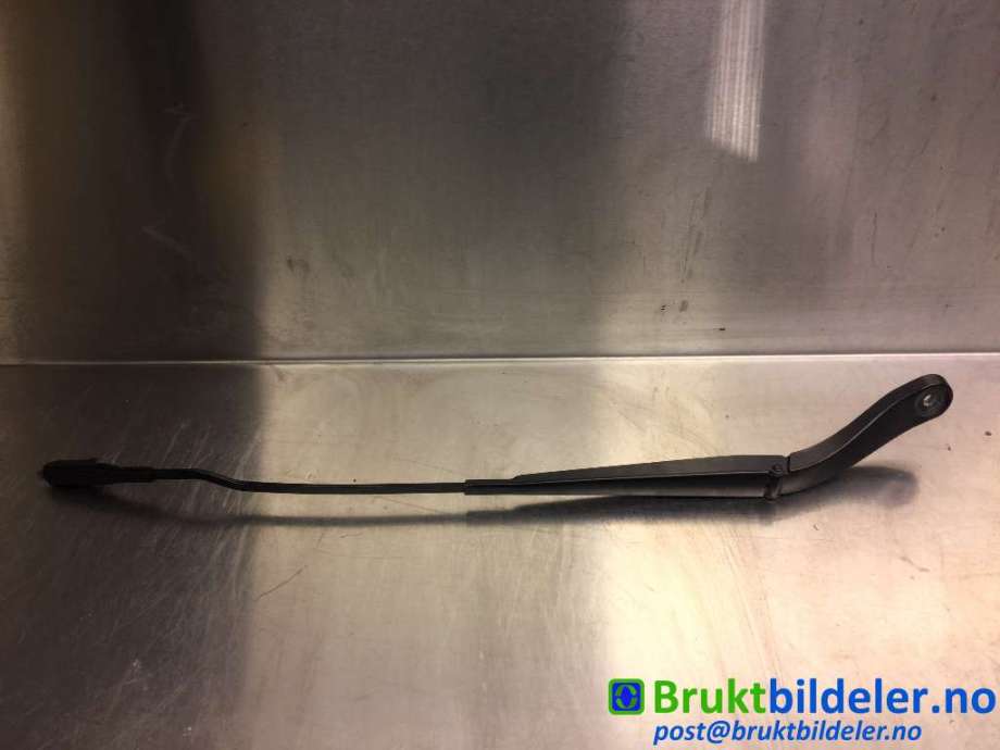 Viskerarmer frontrute til Ford C-Max, 2010-2015 (Type II, Fase 1)  (FORD|AM51-17526-BB)