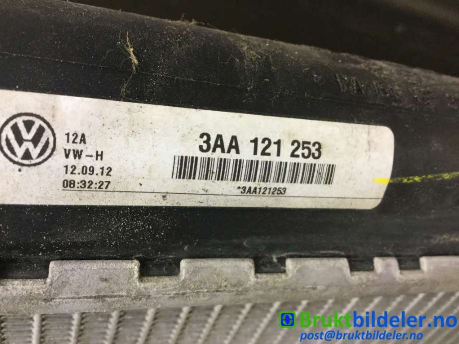 Radiator (automat gir) til VW Passat 2011-2015 (B7) (B7) (VOLKSWAGEN|3AA 121 253|)