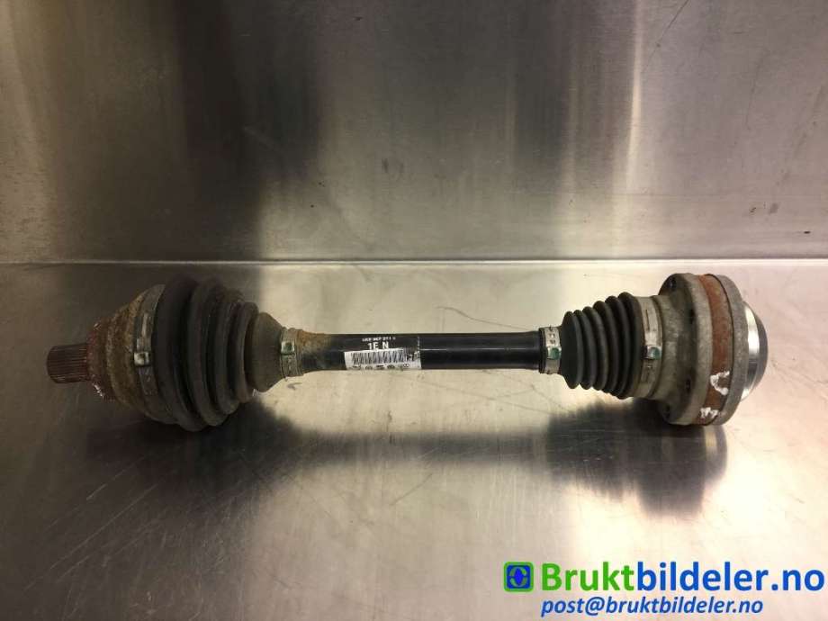 Drivaksel venstre foran til VW Passat 2011-2015 (B7) (B7) (VOLKSWAGEN|2K0 407 271 E|)