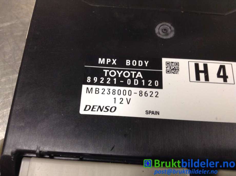 Styreenhet comfort (BCM) til Toyota Yaris 2014-2020 (Type III, Fase 2)  (TOYOTA|89221-0D120|MB238000-8622|)