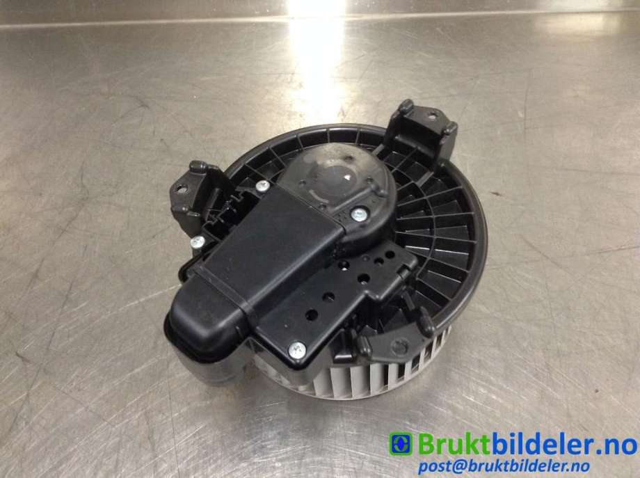 Varmeapparat motor til Toyota Yaris 2014-2020 (Type III, Fase 2)  (TOYOTA|G9230-52040|)