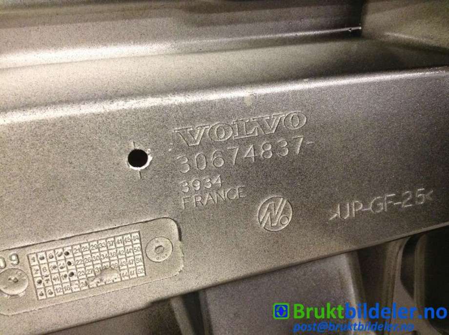 Bakluke til Volvo V70 2007-2013 (Type III, Fase 1) (VOLVO|30674837|)