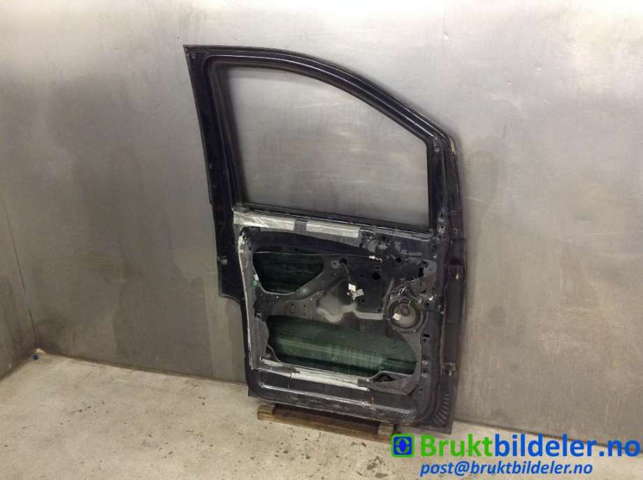 Dør venstre 2dørs til Mercedes Vito/Viano 2004-2010 (Fase 1) (W639) (W639) (MERCEDES|A 639 720 10 05|)