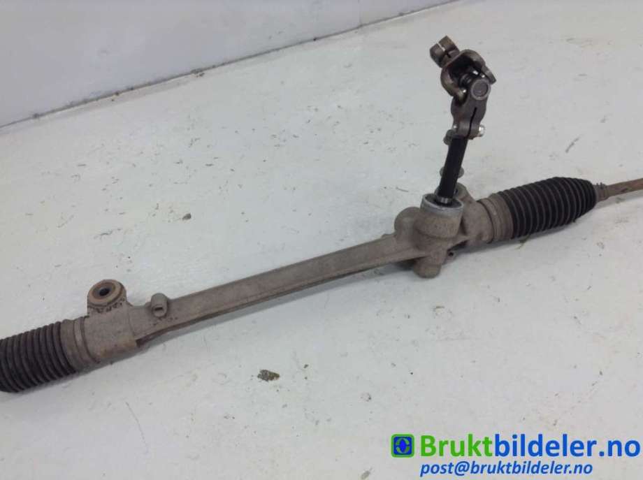 Tannstang elektrisk til Toyota Yaris 2014-2020 (Type III, Fase 2)  (TOYOTA|45500-0D280|)