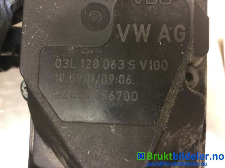 Spjeldhus til VW Transporter / Caravelle 2009-2015 (Fase 2) (T5) (T5) (VOLKSWAGEN|03L 128 063 S|A2C32356700|)