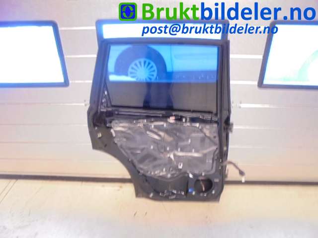 Dør venstre bak til Subaru Forester 2008-2013 (Type III)  (SUBARU|60409 SC0119P|)