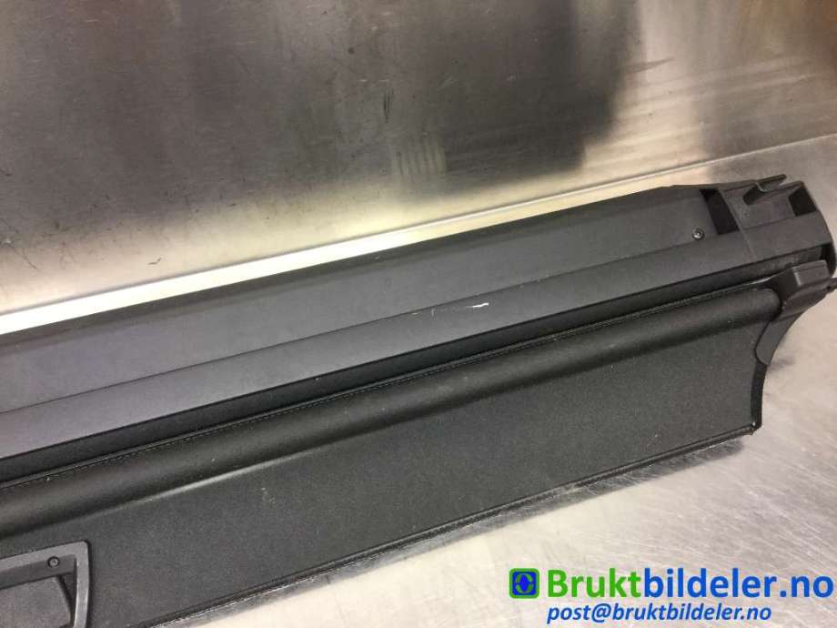 Bagasjerom rollon til Mercedes E-Klasse 2009-2013 (Fase 1) (W212) (W212) (MERCEDES|A 212 810 03 09|)
