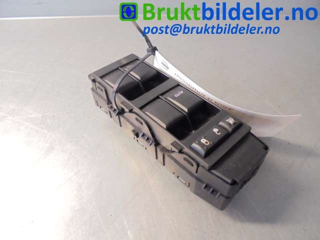 Bryter ruteheis til Dodge Caliber, 2006-2010  (DODGE|56040691AD/B)