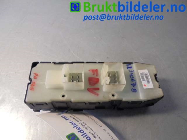 Bryter ruteheis til Dodge Caliber 2006-2010  (DODGE|56040691AD/B|)