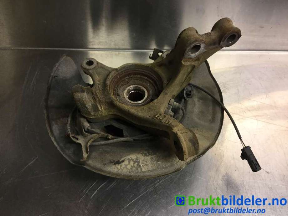 Hjulspindel høyre foran til Toyota Yaris 2014-2020 (Type III, Fase 2) (TOYOTA|43211-0D230|)