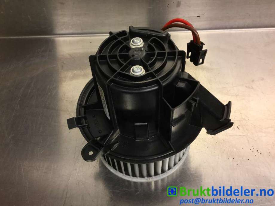 Varmeapparat motor til Mercedes E-Klasse 2009-2013 (Fase 1) (W212) (W212) (MERCEDES||V2419002)