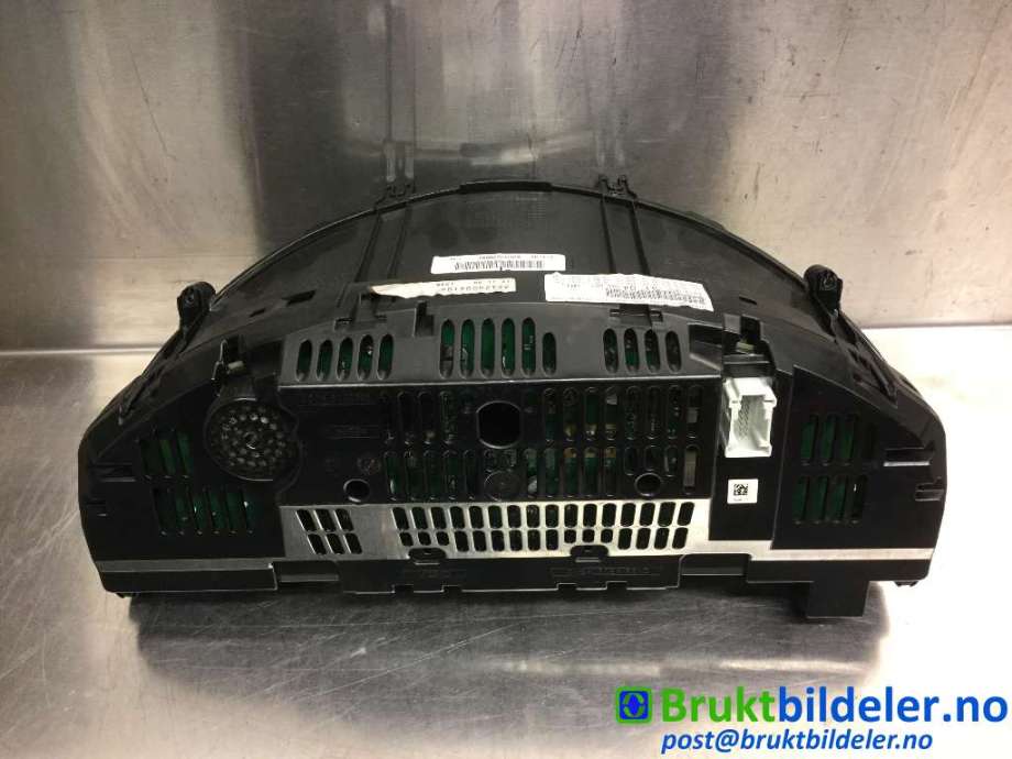 Instrumentpanel til Mercedes E-Klasse 2009-2013 (Fase 1) (W212) (W212) (MERCEDES|A 212 900 41 04|A2C53279093|)