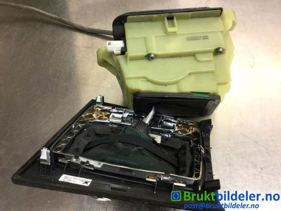 Girstang/girvelger automat til Mercedes E-Klasse 2009-2013 (Fase 1) (W212) (W212) (MERCEDES|A 204 267 63 24|)