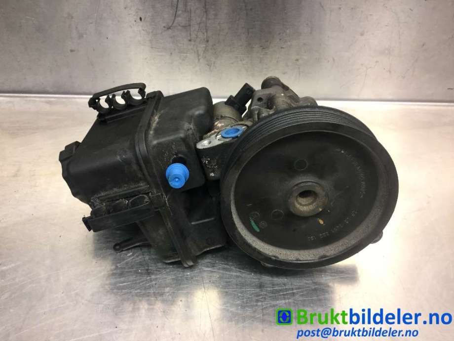 Servo pumpe mekanisk til Mercedes E-Klasse, 2009-2013 (Fase 1) (W212) (W212) (MERCEDES|A 006 466 47 01)