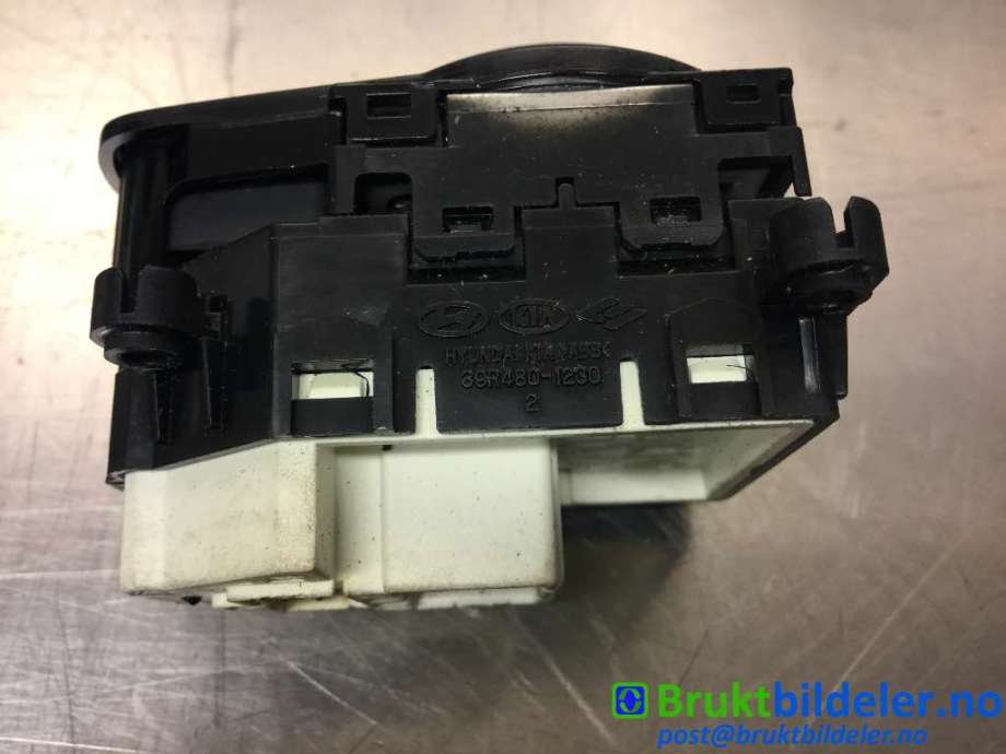 Bryter speil til Hyundai i40 2012-2017 (HYUNDAI|39R480-1230|)