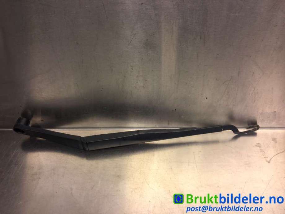 Viskerarmer frontrute til Hyundai i40, 2012-2017  (HYUNDAI|)