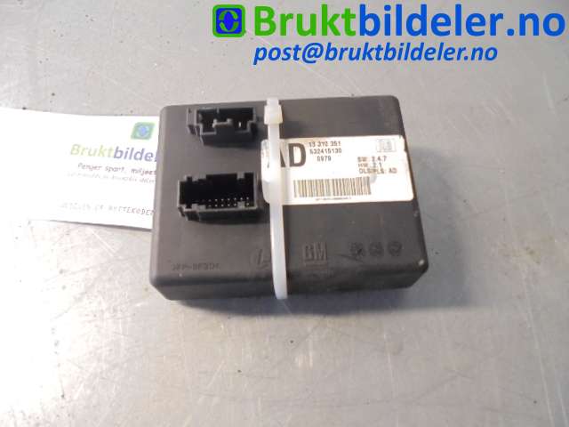 Styreenhet hengerfeste til Opel Insignia A, 2009-2014  (OPEL|13310351)