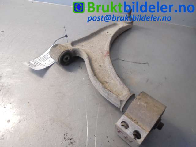 Bærebru høyre foran nedre til Opel Insignia A, 2009-2014  (OPEL|13273605)