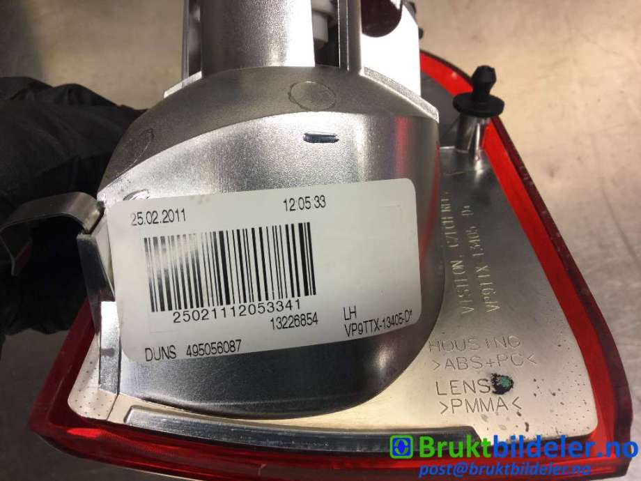 Baklykt venstre til Opel Insignia A 2009-2014  (OPEL|13226854|VP9TTX-13405-D|)