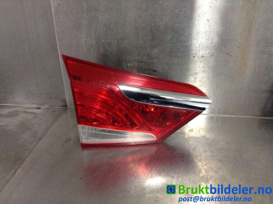 Baklykt venstre indre til Hyundai i40, 2012-2017  (HYUNDAI|92403 3Z000)