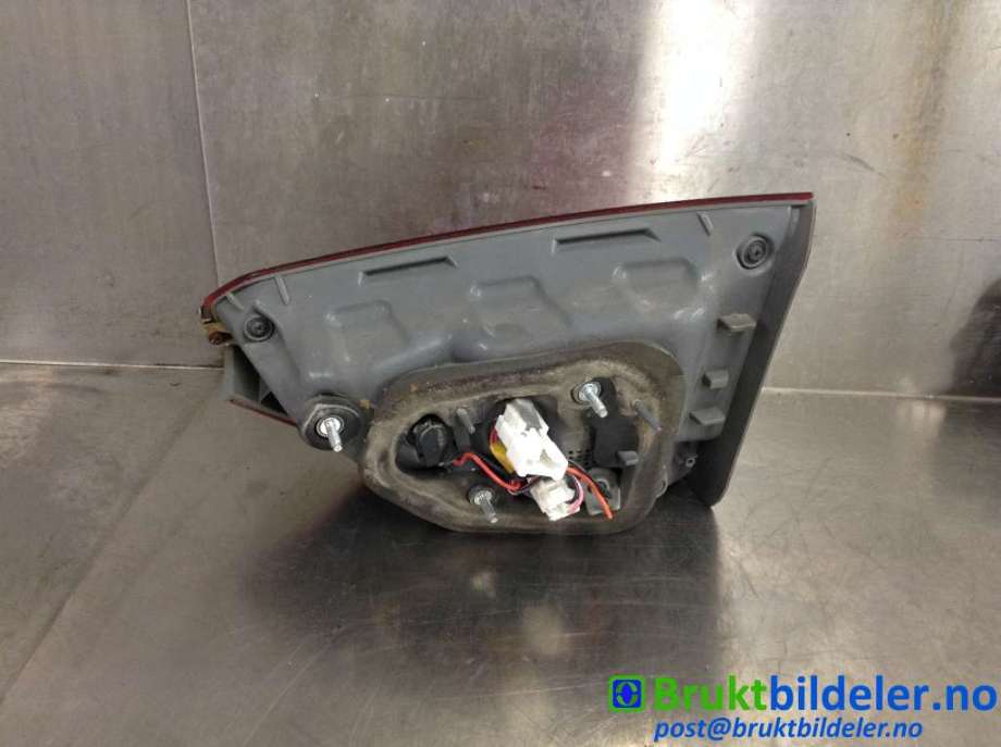 Baklykt venstre indre til Hyundai i40 2012-2017  (HYUNDAI|92403 3Z000|)