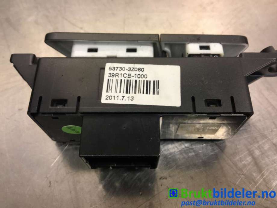 Bryter setevarme til Hyundai i40 2012-2017  (HYUNDAI|93730-3Z060|39R1CB-1000|)
