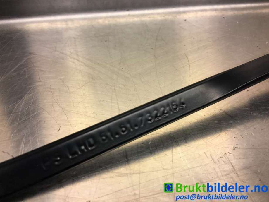 Viskerarmer frontrute til BMW i3 2013-2022  (BMW|6161 7 322 164|)