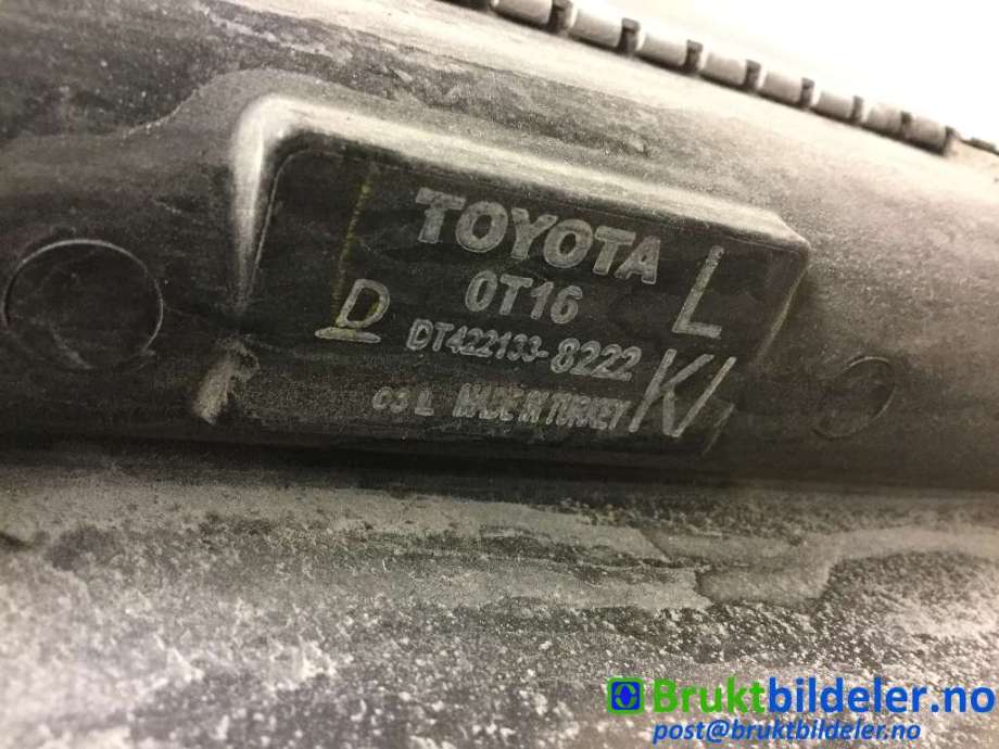 Radiator (automat gir) til Toyota Verso 2009-2016 (Type III)  (TOYOTA||422133-8222)