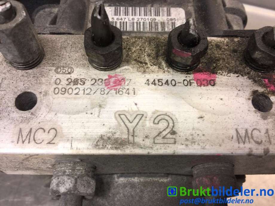 ABS sentral til Toyota Verso 2009-2016 (Type III)  (TOYOTA|44540-0F030|0 265 230 017|)