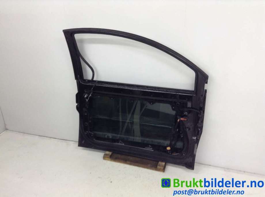 Dør venstre 2dørs til VW Beetle 1998-2010 (Type I)  (VOLKSWAGEN|1C0 831 051 N|)