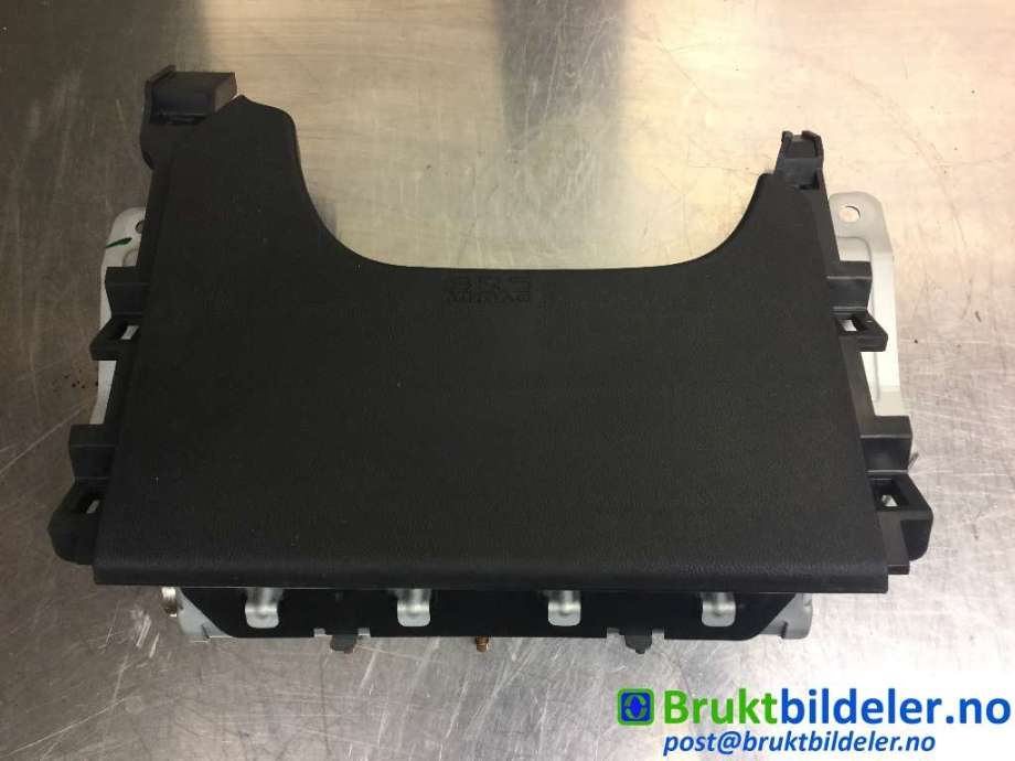 Airbag kne til Mitsubishi ASX, 2010-2019  (MITSUBISHI|7030A242)