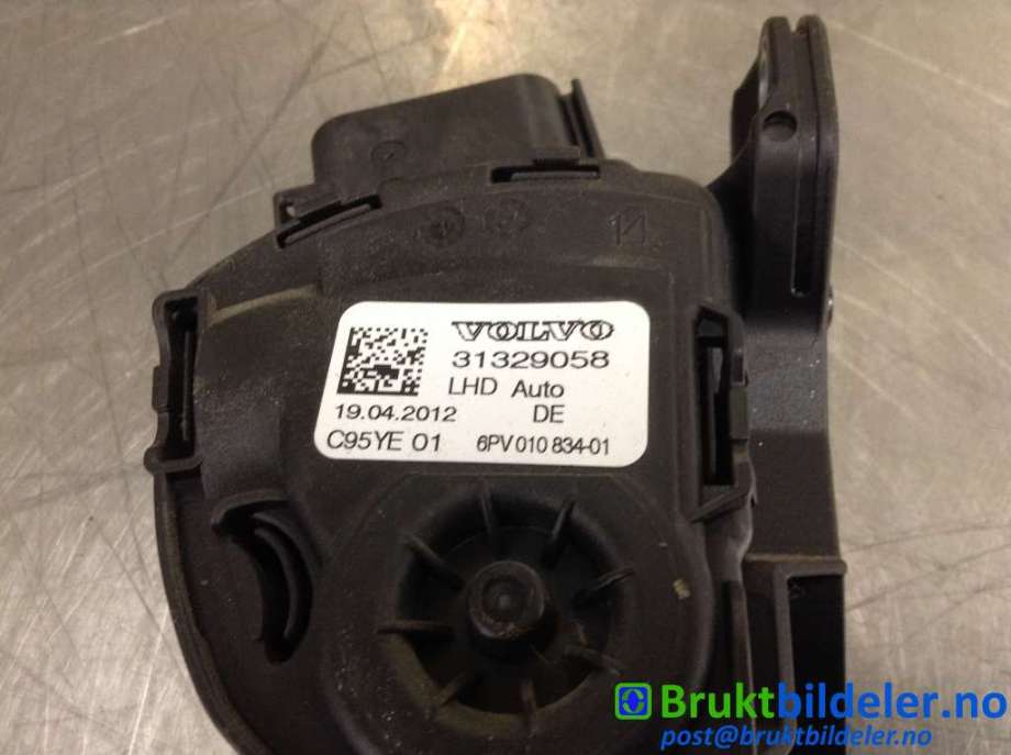 Pedal gass til Volvo XC70 2008-2013 (Type II, Fase 1)  (VOLVO|31329058|6PV 010 834-01|)