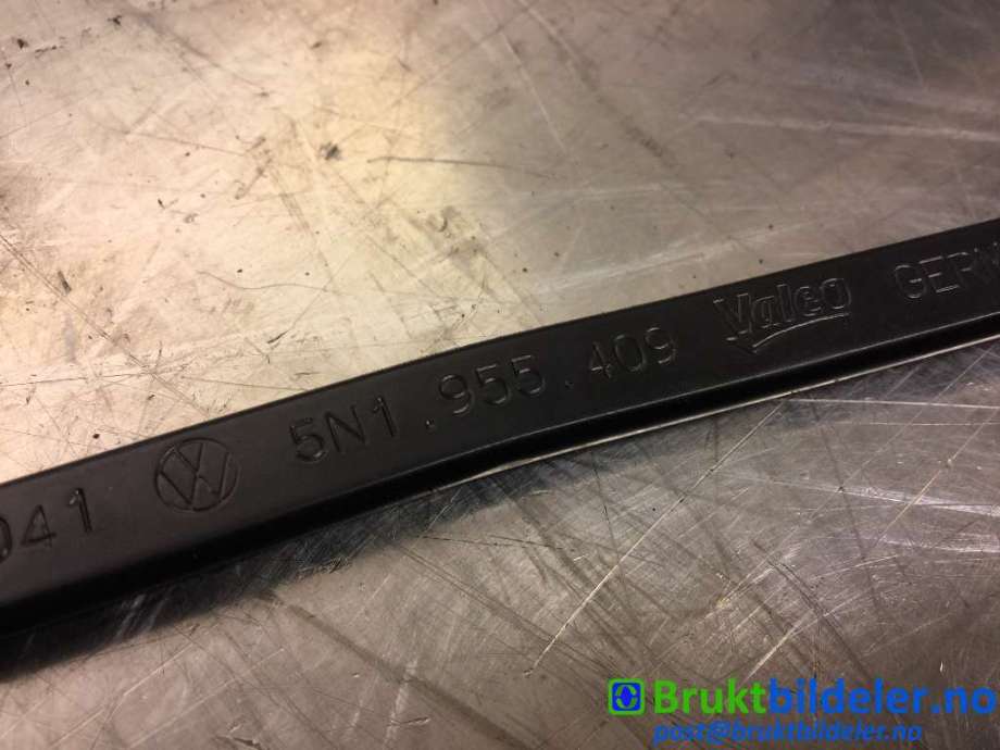 Viskerarmer frontrute til VW Tiguan 2011-2016 (Type I, Fase 2)  (VOLKSWAGEN|5N1955409|)