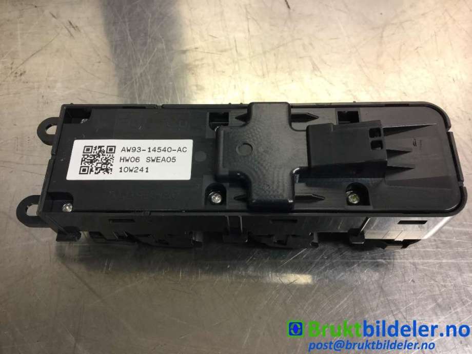 Bryter ruteheis til Jaguar XJ X351 2010-->>  (JAGUAR|AW93-14540-AC|)