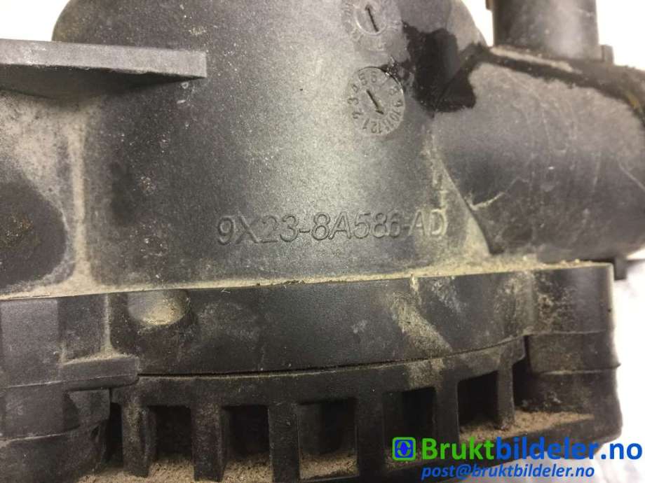 Termostathus til Jaguar XJ X351 2010-->>  (JAGUAR|9X23-8A586-AD|)