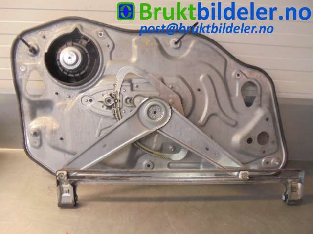 Ruteheis til Volvo S40, 2004-2007 (Type II, Fase 1)  (VOLVO|8679081)