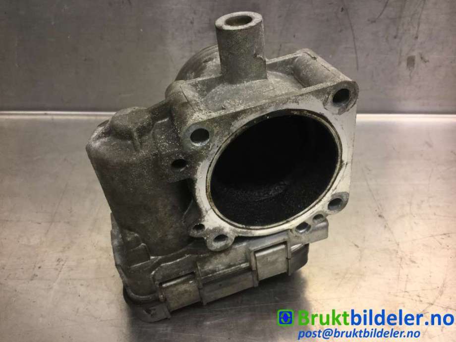 Spjeldhus til VW Passat 2005-2010 (B6) (B6) (VOLKSWAGEN|03G 133 062 A|)