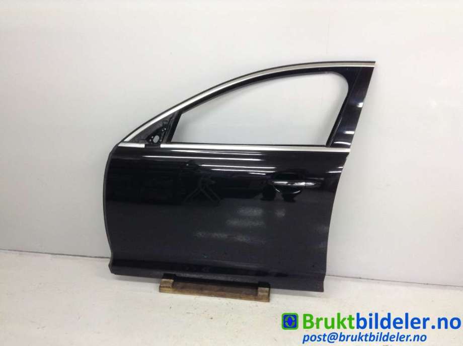 Dør venstre foran til Jaguar XJ X351, 2010-->>  (JAGUAR|AW93-20221)