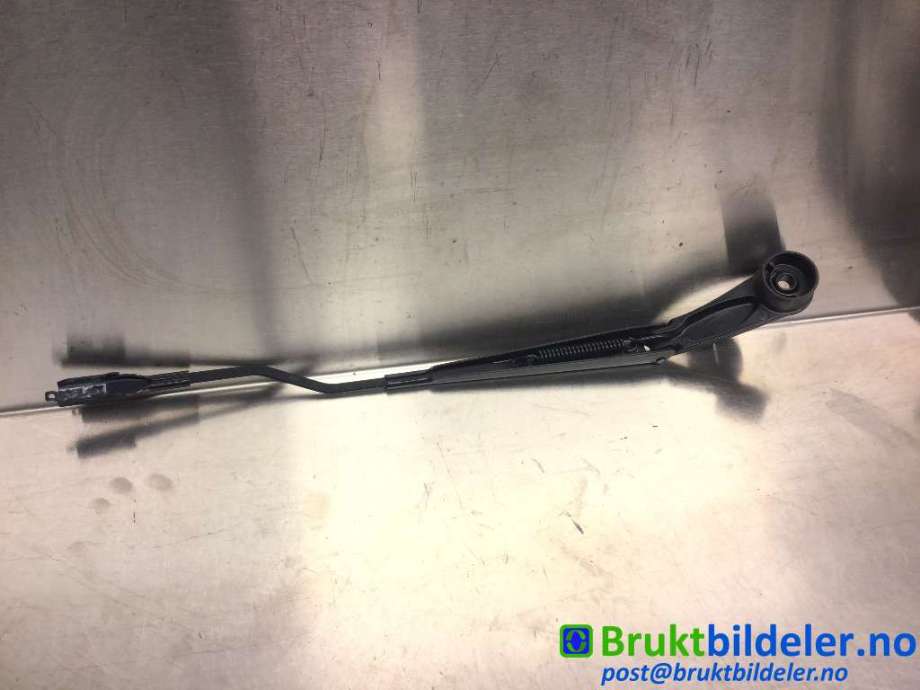 Viskerarmer frontrute til Ford Transit Connect 2018-->> Type II, Fase 2  (FORD|DT11-17526-AC|)