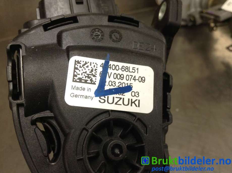 Pedal gass til Suzuki Vitara 2015-->> (Type IV)  (SUZUKI|49400-68L51|6PV 009 074-09|)