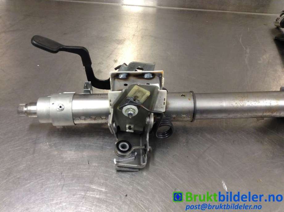 Rattaksel til Mercedes Sprinter 2006-2013 (Fase 1) (906) (906) (MERCEDES||181380178)