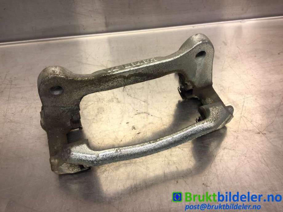 Bremsecaliper brakett til Toyota Corolla 2019-->>  (TOYOTA|4772109570|)