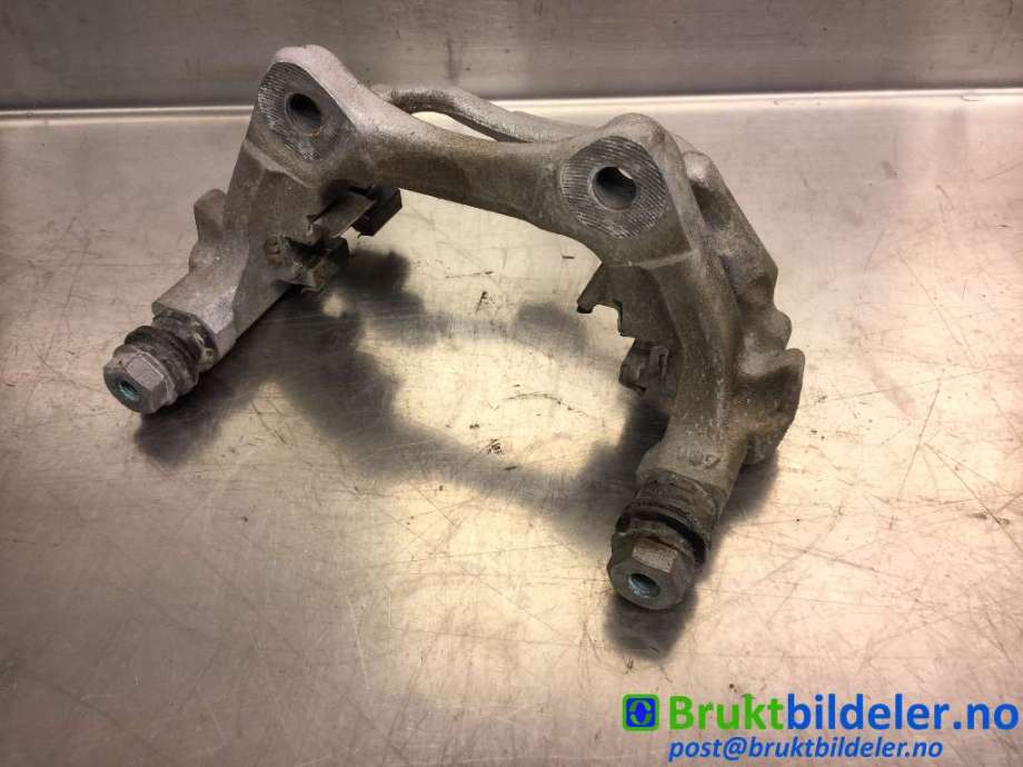 Bremsecaliper brakett til Toyota Corolla, 2019-->>  (TOYOTA|4782209100)