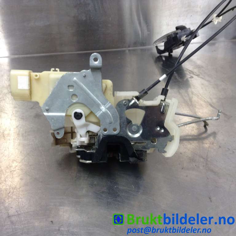 Låsekasse høyre foran til Isuzu D-Max 2007-2012 (Type I)  (ISUZU|8-98012-188-0|)