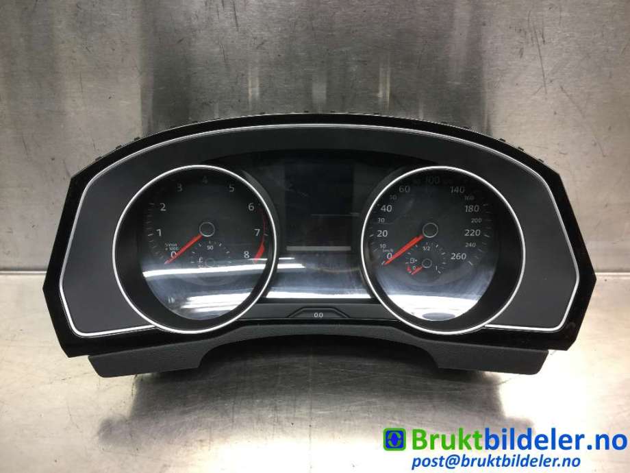 Instrumentpanel til VW Passat, 2015-2019 (Fase 1) (B8) (B8) (VOLKSWAGEN|3G0 920 740)