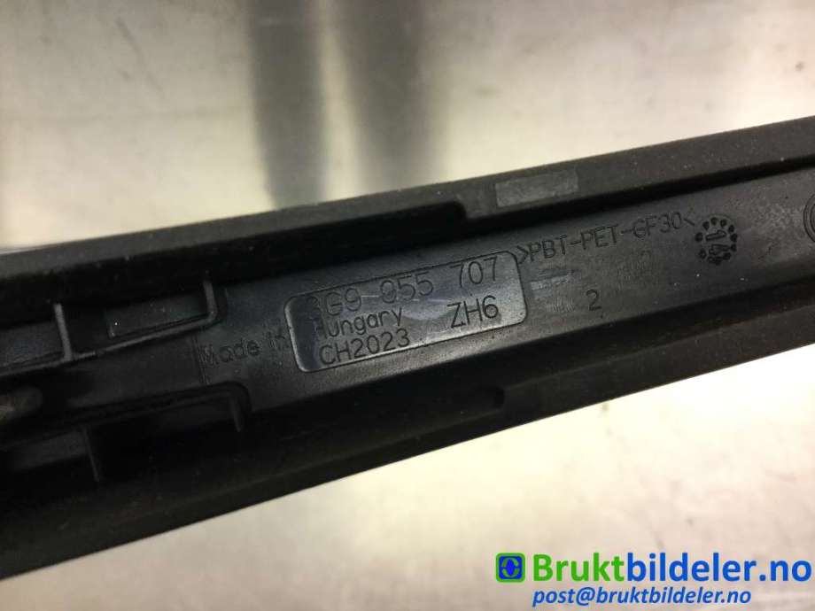 Viskerarm bakrute til VW Passat 2015-2019 (Fase 1) (B8) (B8) (VOLKSWAGEN|3G9 955 707|)
